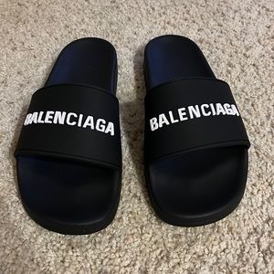 Balenciaga Mens pool slides size 46-12US